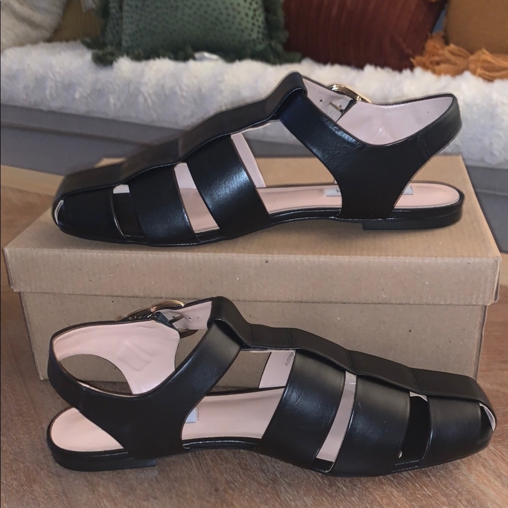 Steve Madden Black Leather Women's Sandal - Picture 5 of 8